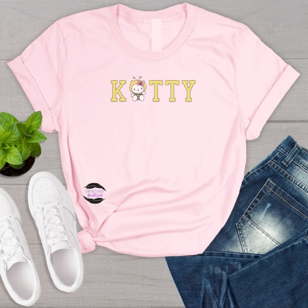Hello kitty in bee costume shirt